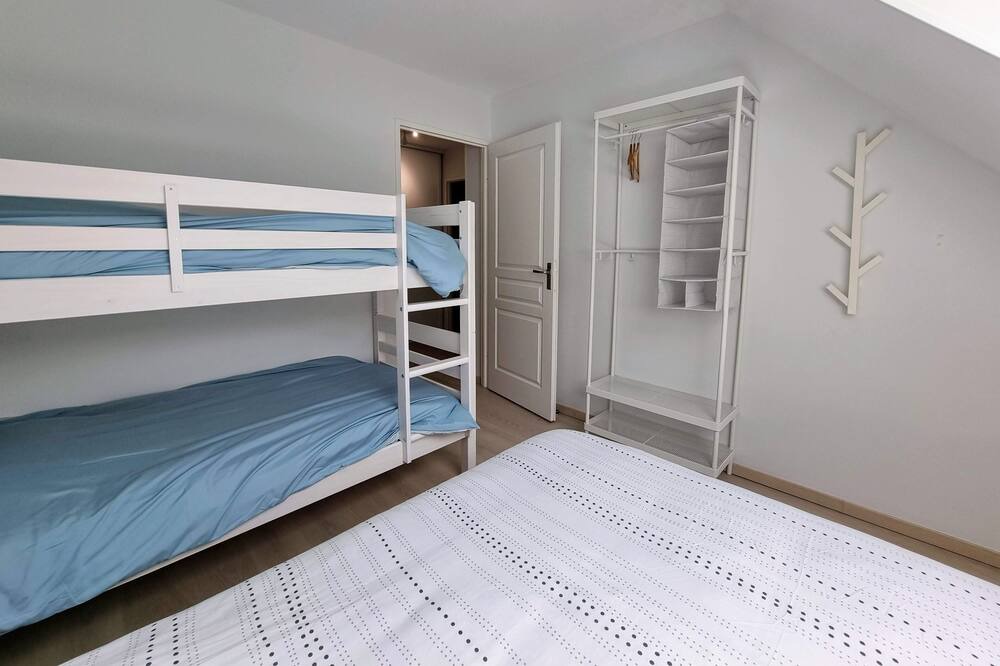 Photo of Bedroom in Saint-Mamet