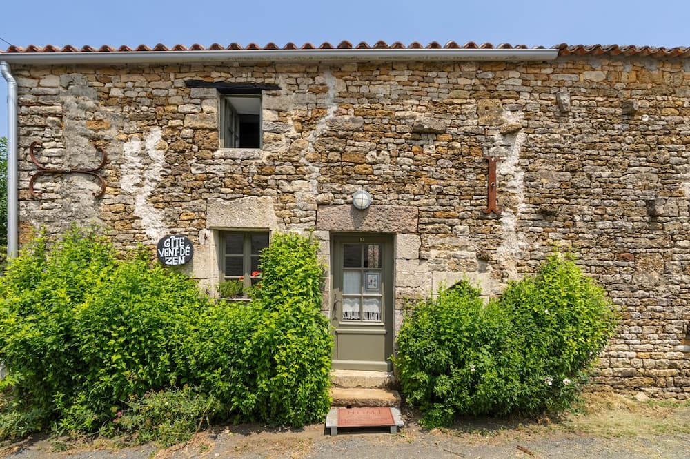 Photo of Outdoor in Saint-Juire-Champgillon