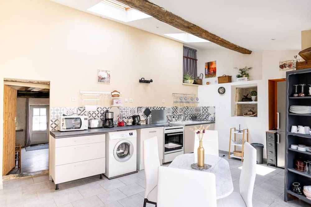 Photo of Kitchen in Saint-Juire-Champgillon