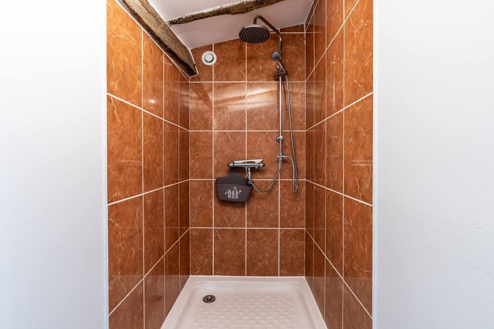 Photo of Bathroom in Saint-Juire-Champgillon
