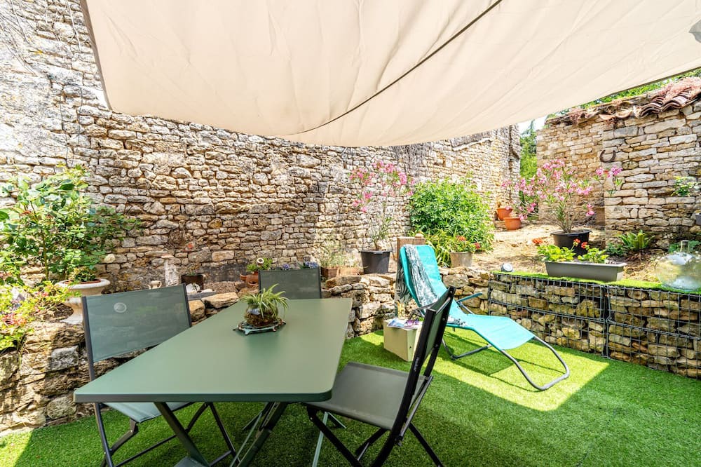 Photo of Outdoor in Saint-Juire-Champgillon