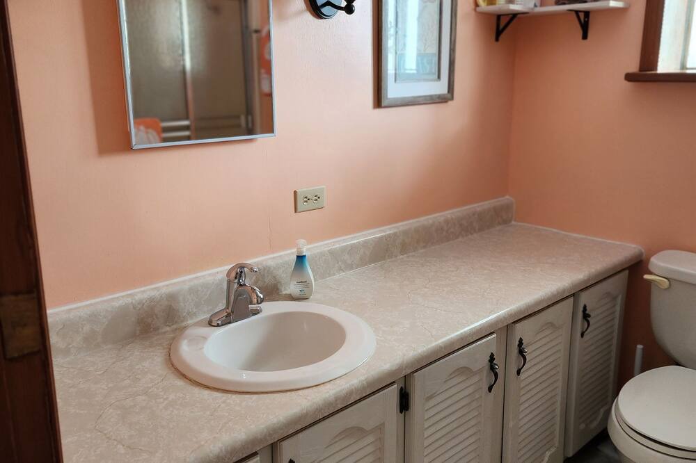 Photo of Bathroom in Steinhatchee