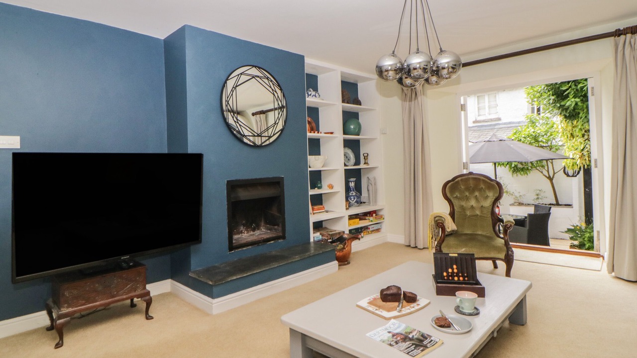 Photo of Livingroom in Tavistock