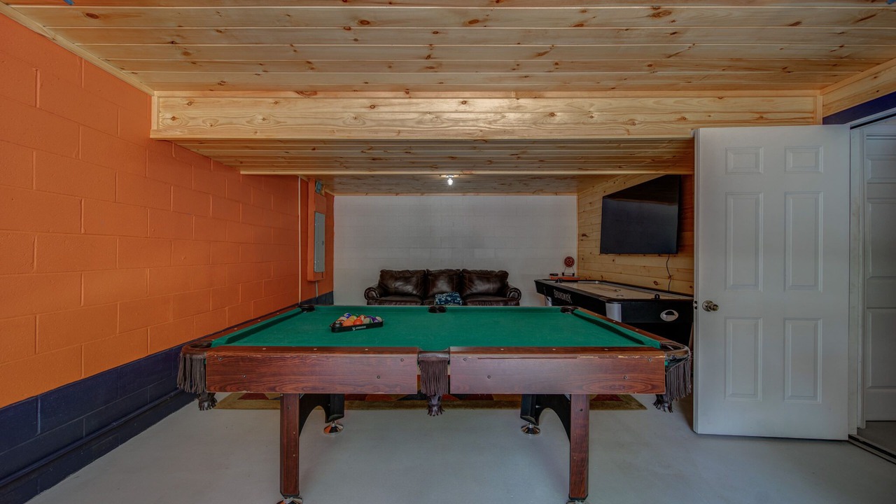Photo of Bedroom in Mineral Bluff
