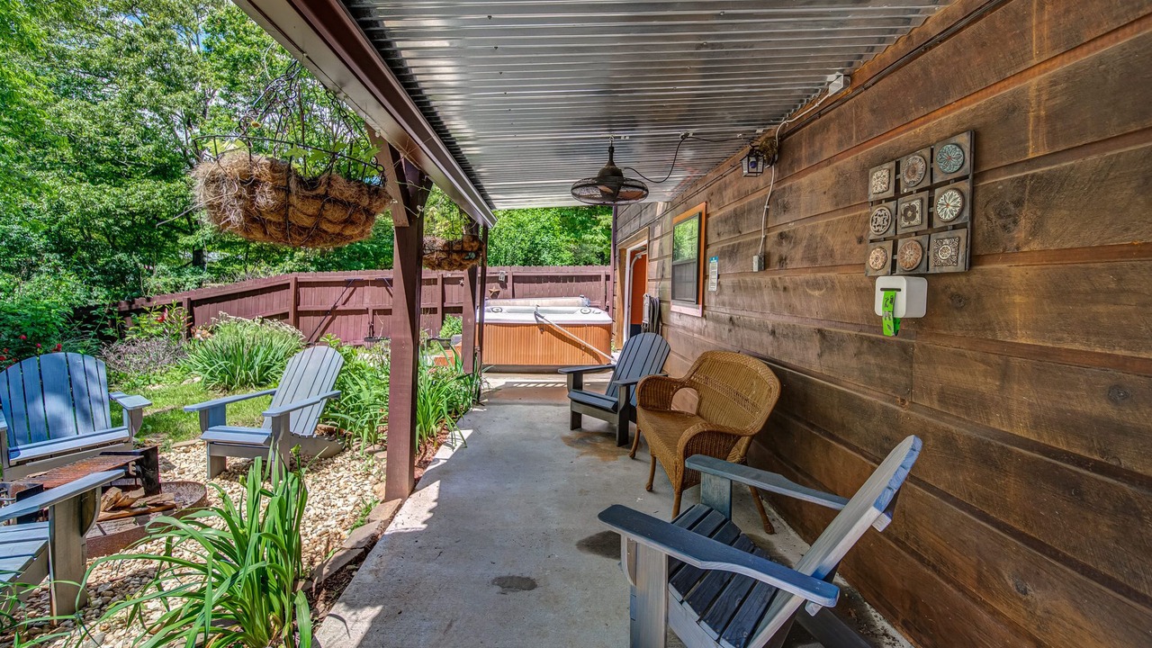 Photo of Patio Balcony in Mineral Bluff