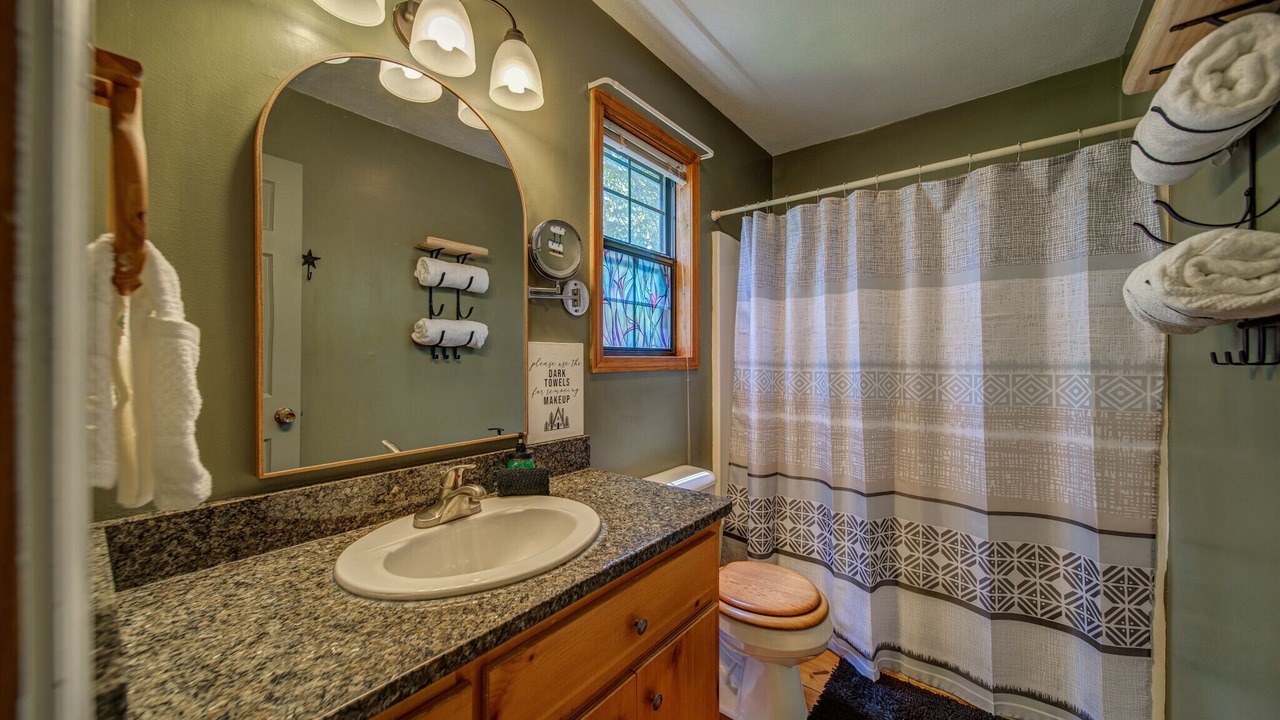 Photo of Others in Mineral Bluff