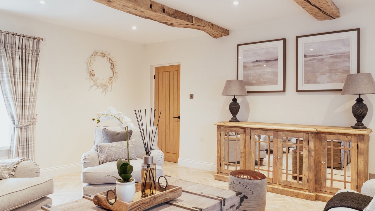 Photo of Livingroom in Sutton