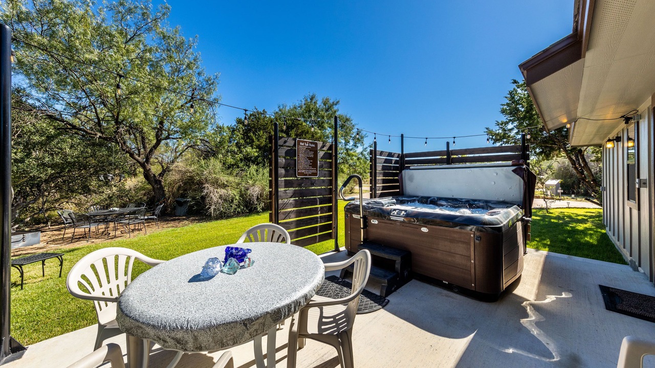 Photo of Outdoor in Burnet