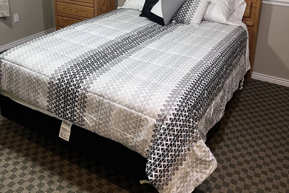 Photo of Bedroom in Meeker