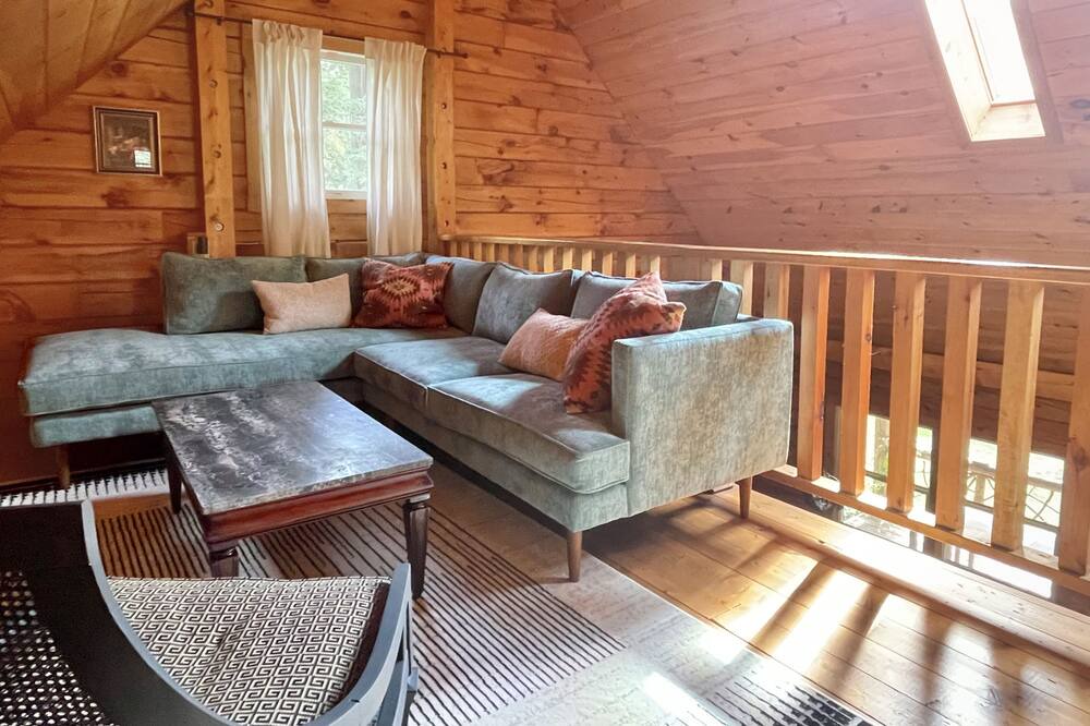 Photo of Livingroom in Mount Marion