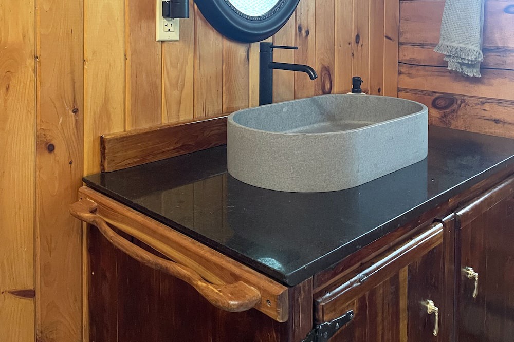 Photo of Bathroom in Mount Marion