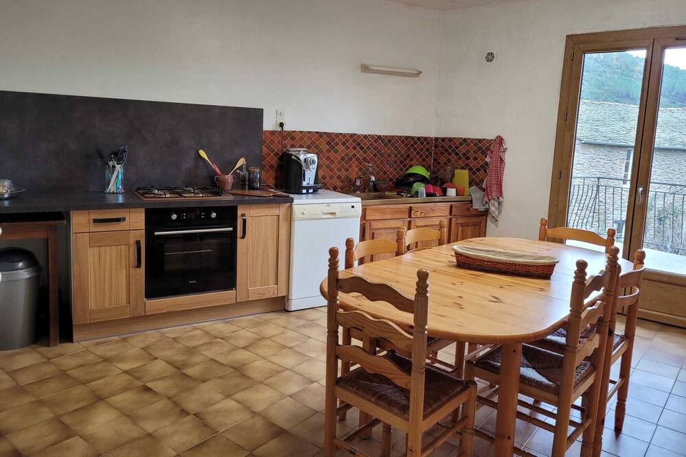 Photo of Kitchen in Saint-Germain-de-Calberte