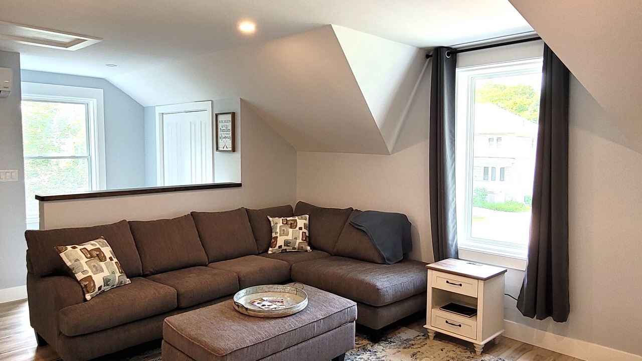 Photo of Livingroom in Bobcaygeon