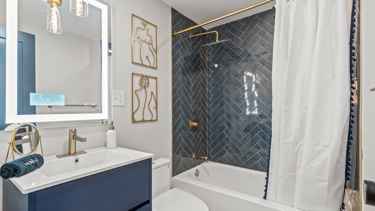 Photo of Bathroom in Passyunk Square