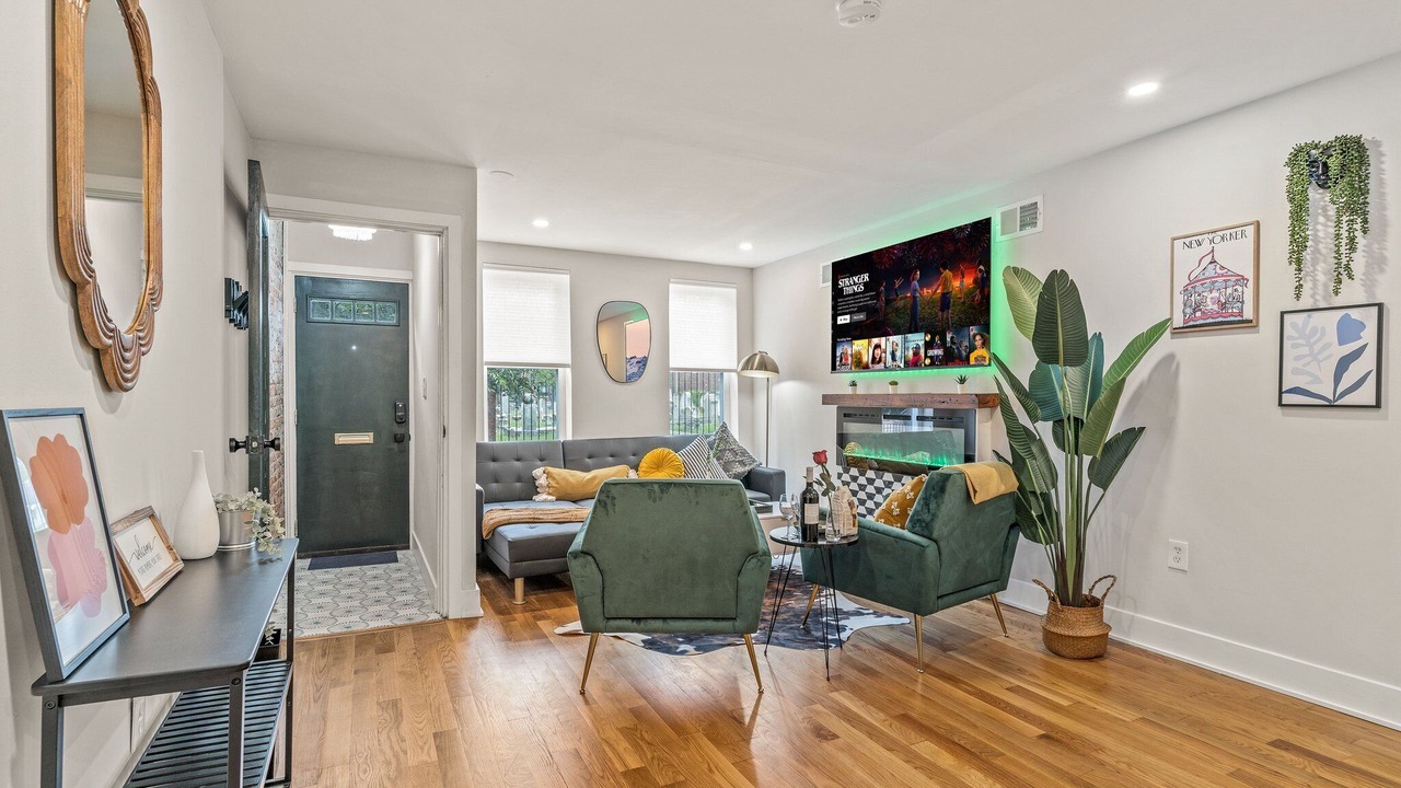 Photo of Others in Passyunk Square