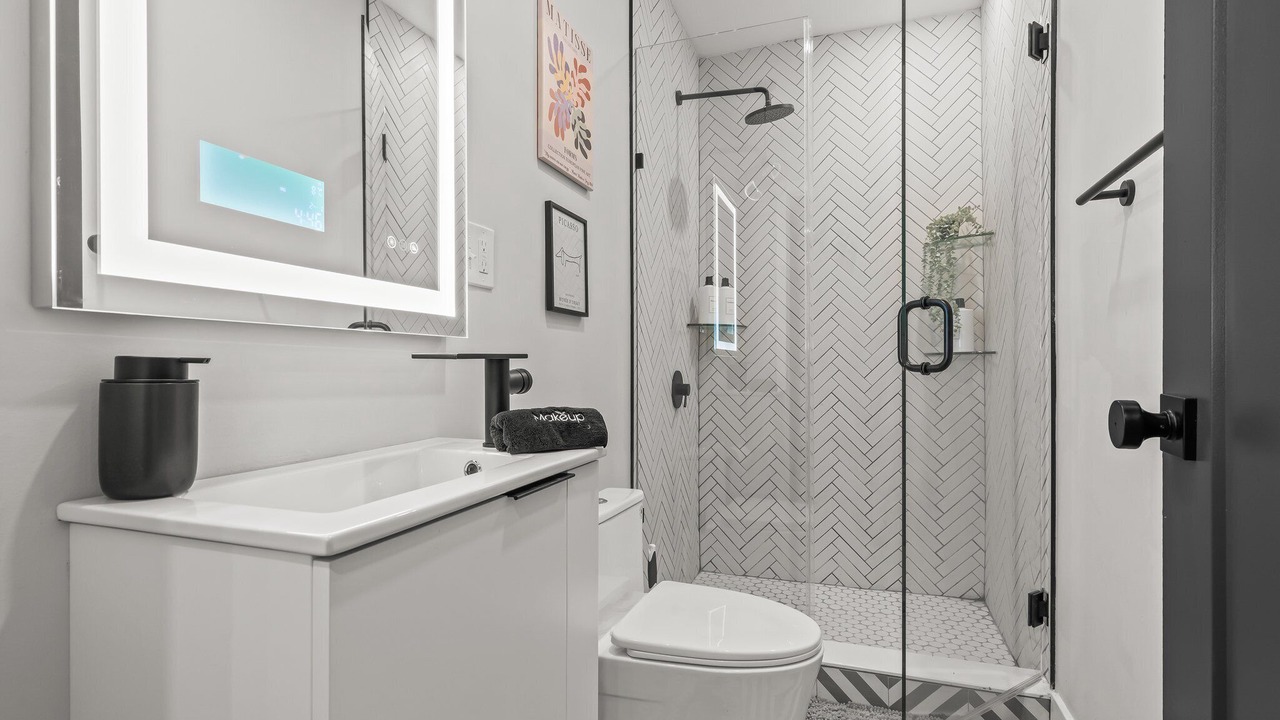 Photo of Bathroom in Passyunk Square