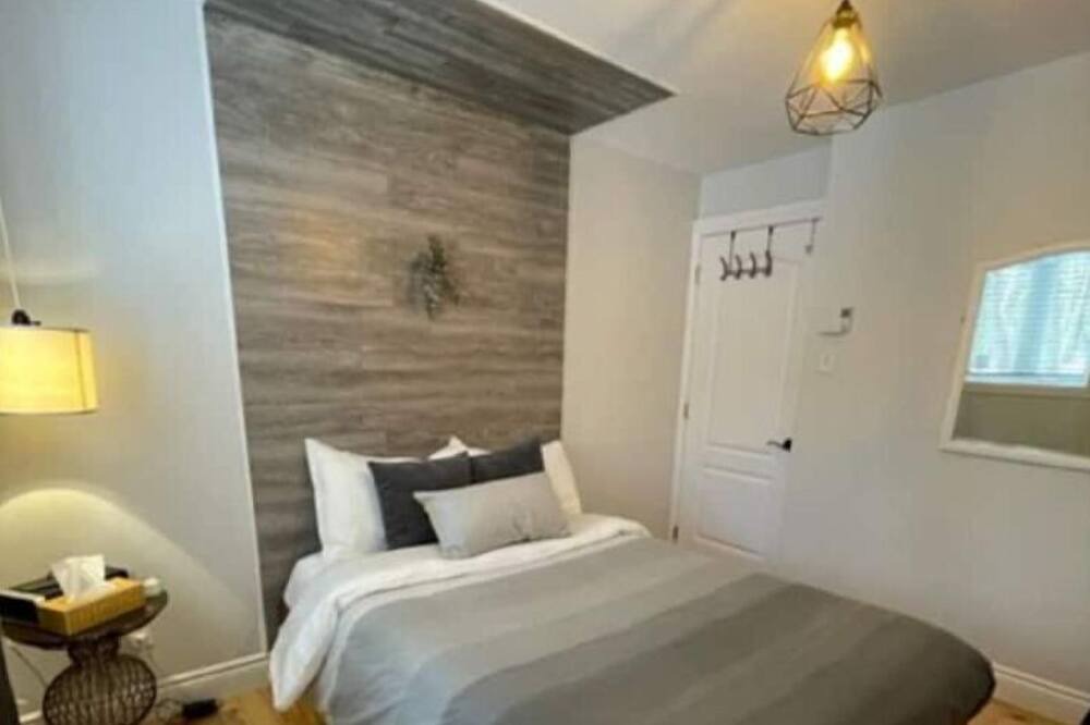 Photo of Bedroom in Chertsey