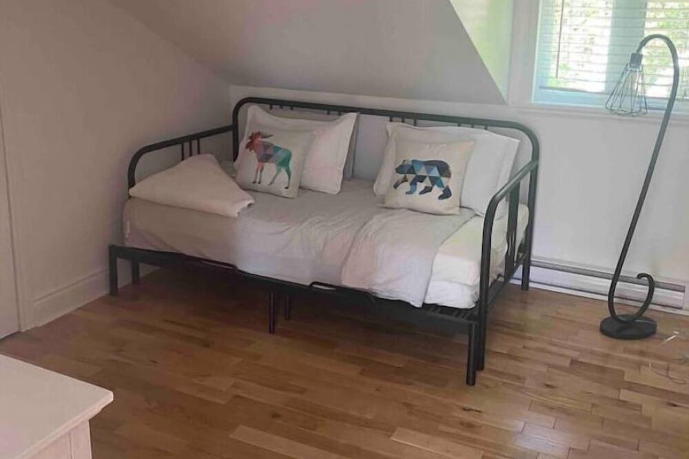 Photo of Bedroom in Chertsey