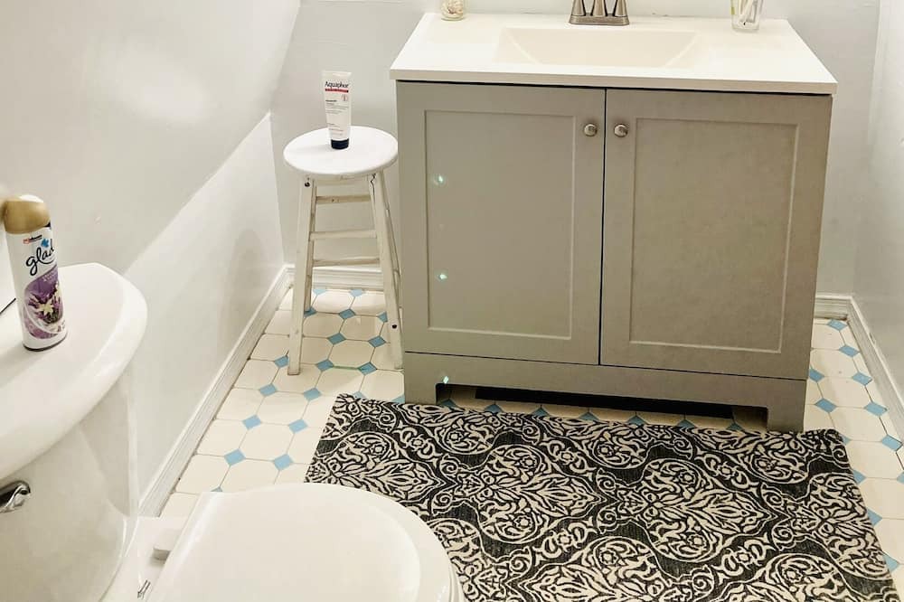 Photo of Bathroom in Marion