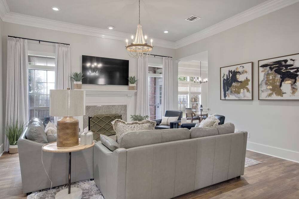 Photo of Livingroom in Milton