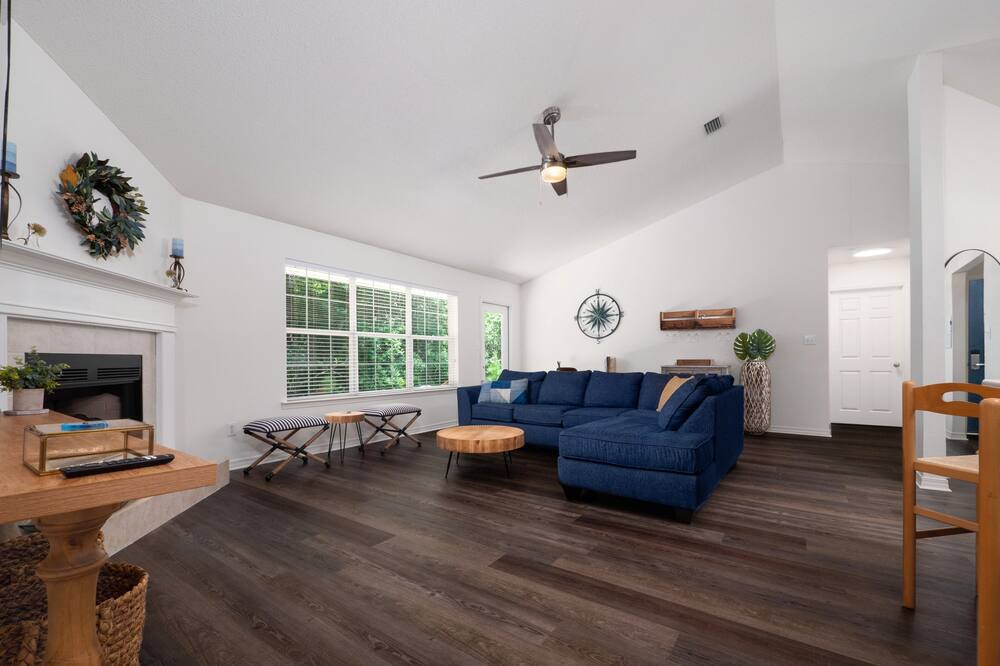 Photo of Livingroom in Spanish Fort