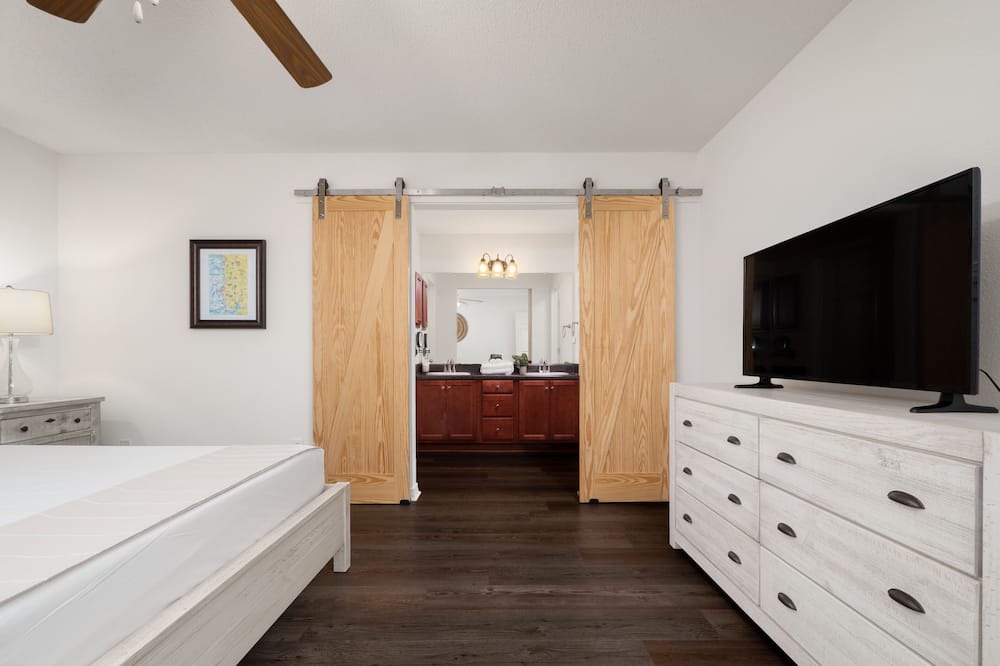 Photo of Bedroom in Spanish Fort