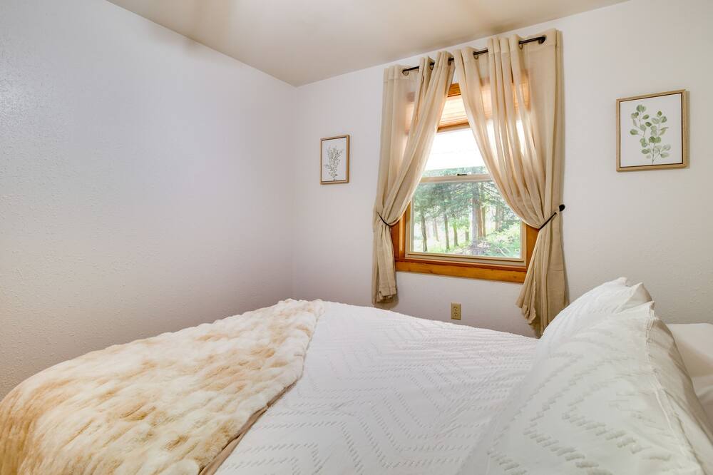 Photo of Bedroom in Eminence