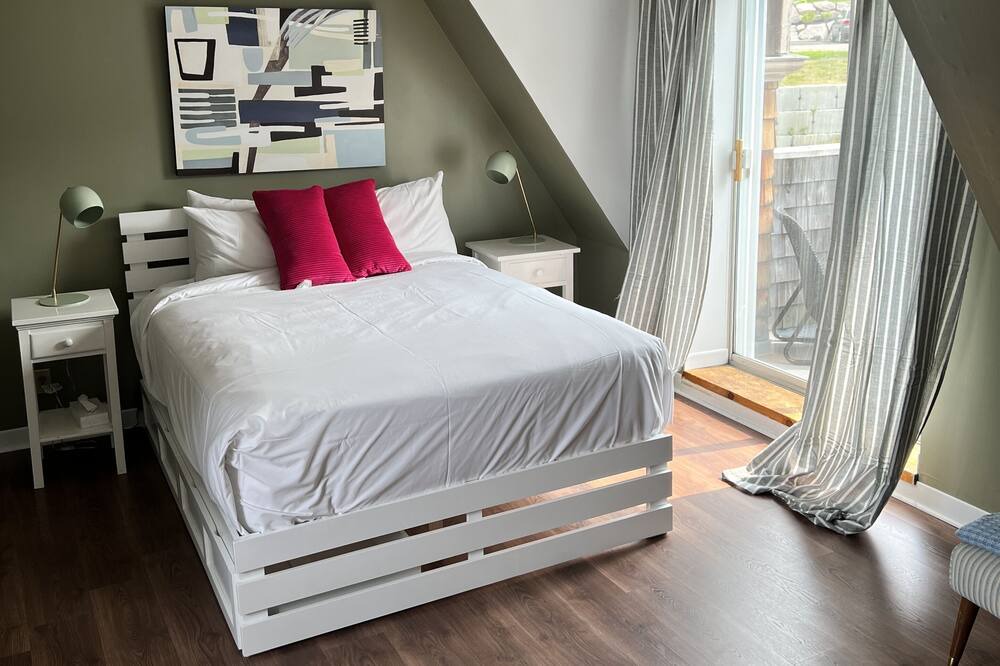Photo of Bedroom in Pointe-au-Pic