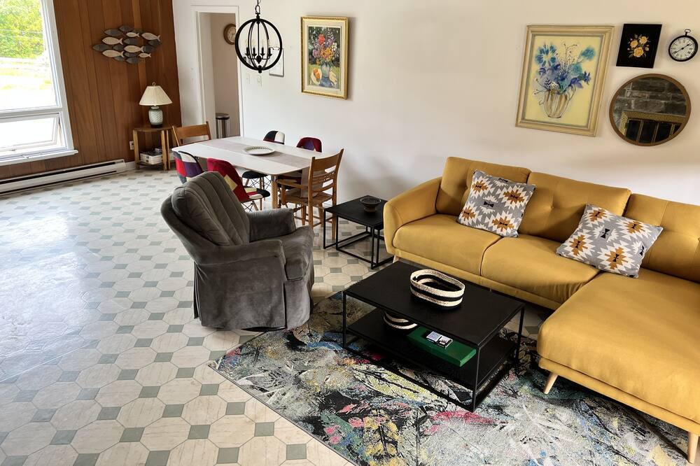 Photo of Livingroom in Pointe-au-Pic