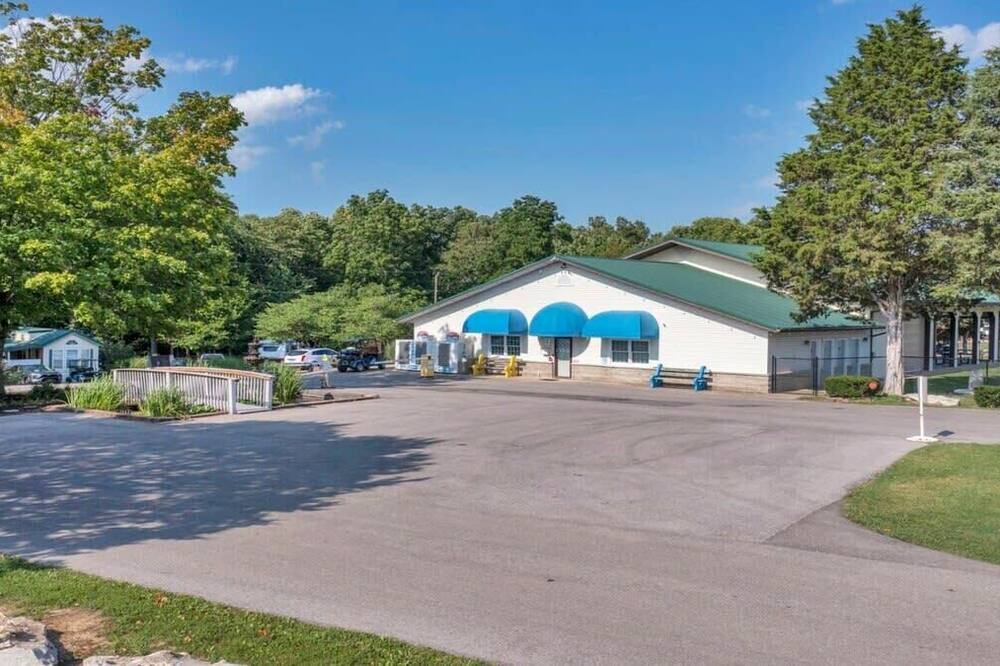 Photo of Outdoor in Bloomington