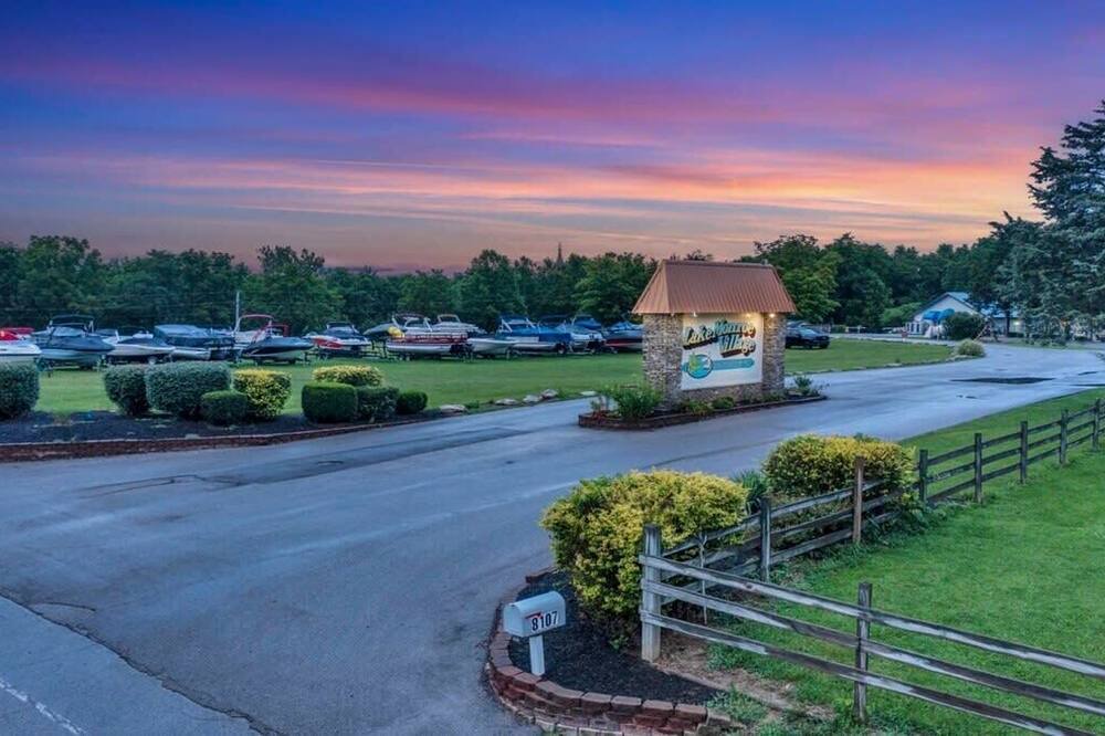 Photo of Outdoor in Bloomington