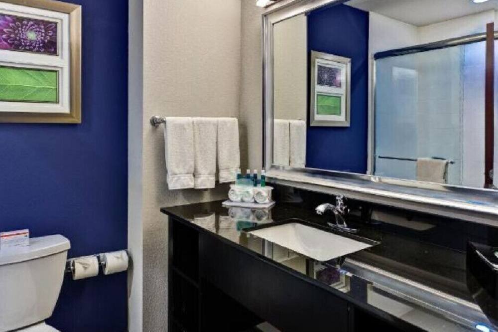 Photo of Bathroom in Hutchinson