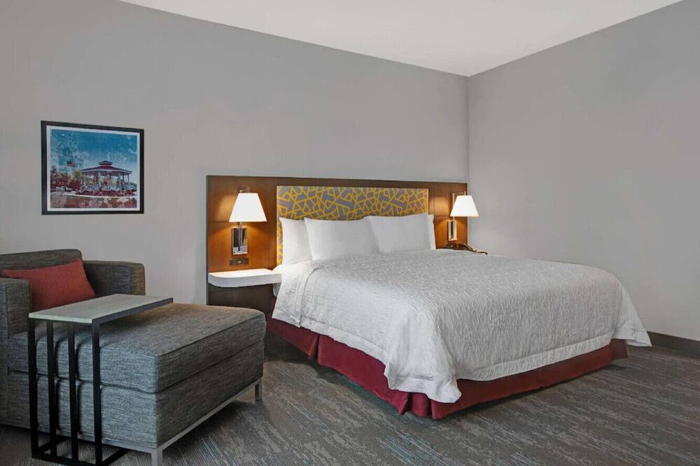 Photo of Bedroom in Farmers Branch