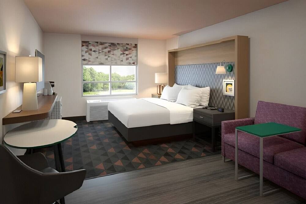 Photo of Bedroom in West Bloomington