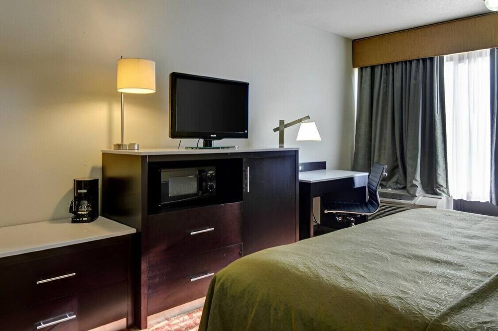 Photo of Bedroom in Fort Smith