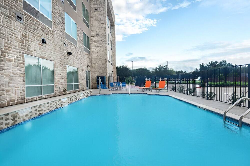 Photo of Outdoor in Missouri City