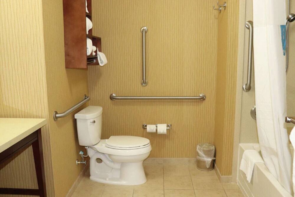 Photo of Bathroom in West Oak Hill