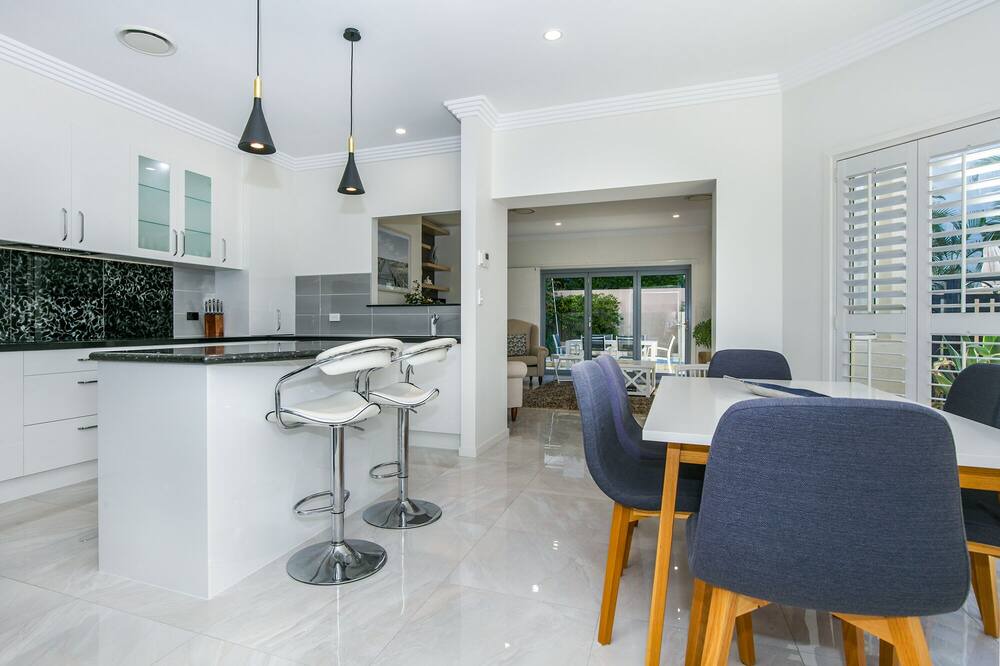 Photo of Others in Main Beach