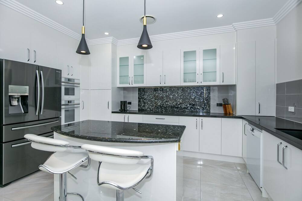 Photo of Kitchen in Main Beach