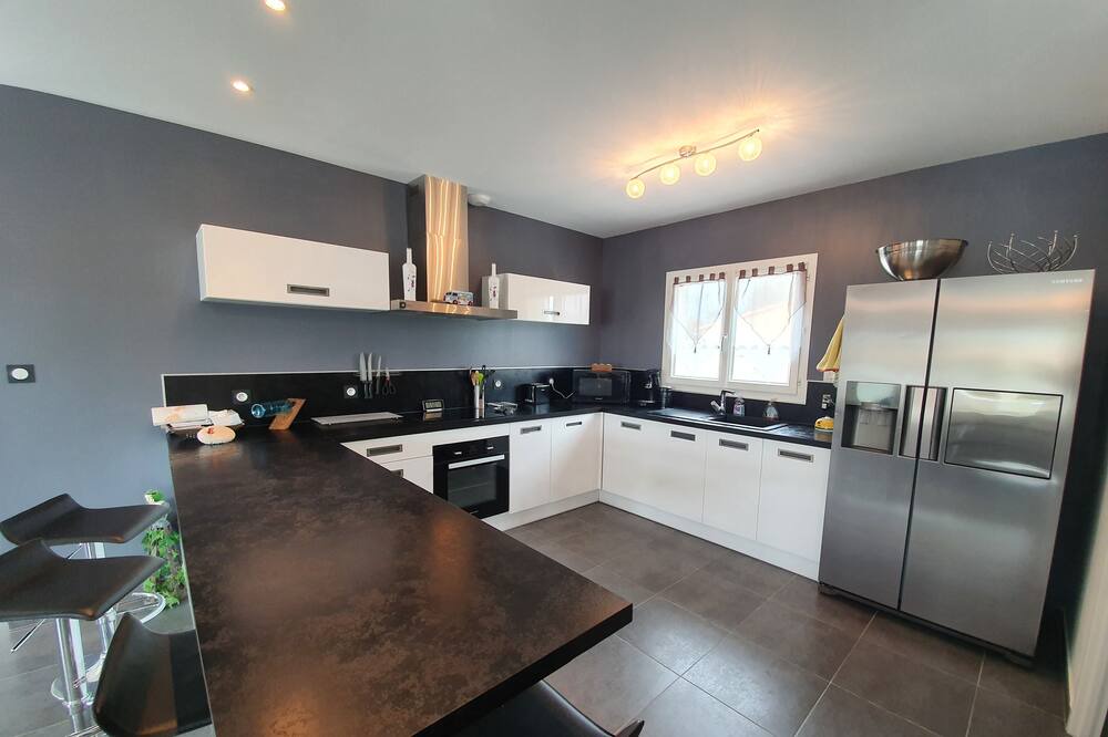 Photo of Kitchen in Rousson