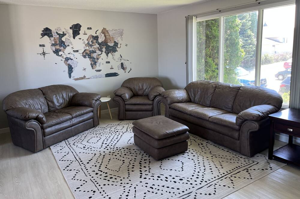 Photo of Livingroom in Medicine Hat