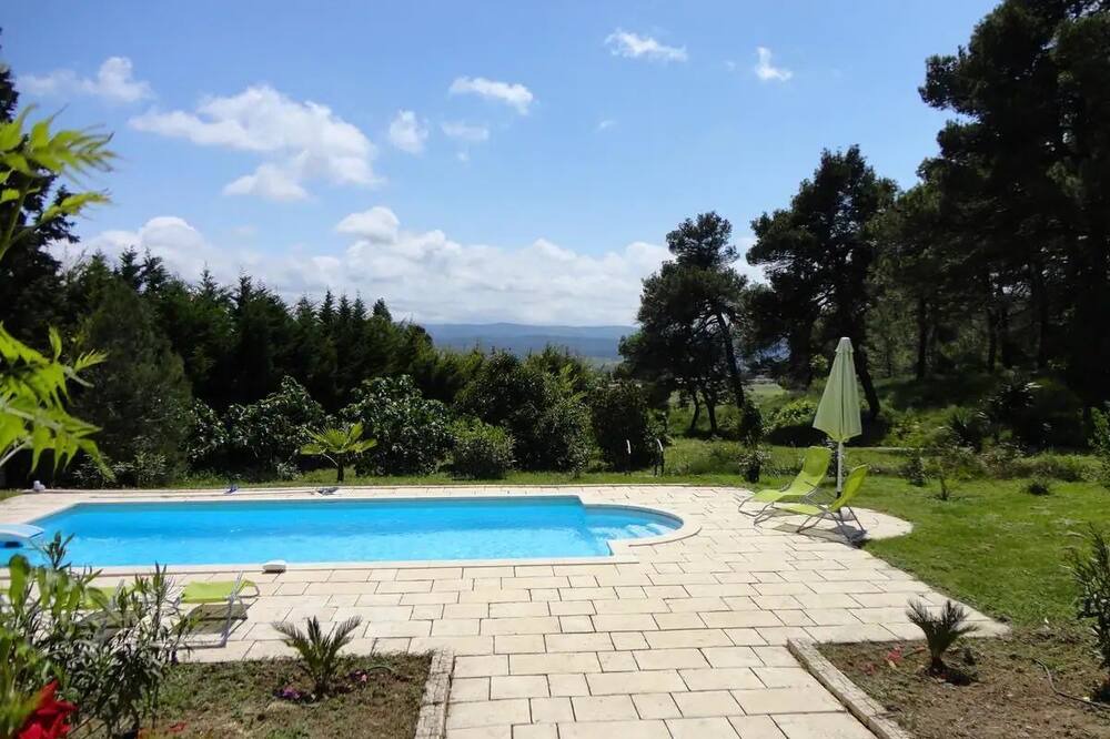 Photo of Outdoor in Trebes