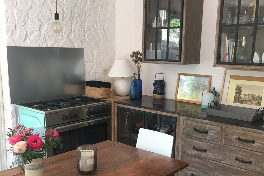 Photo of Kitchen in Les Ponts-de-Ce