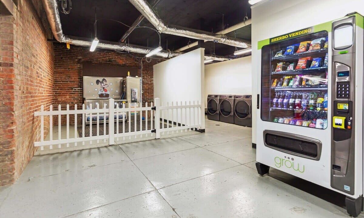 Photo of Others in Strip District