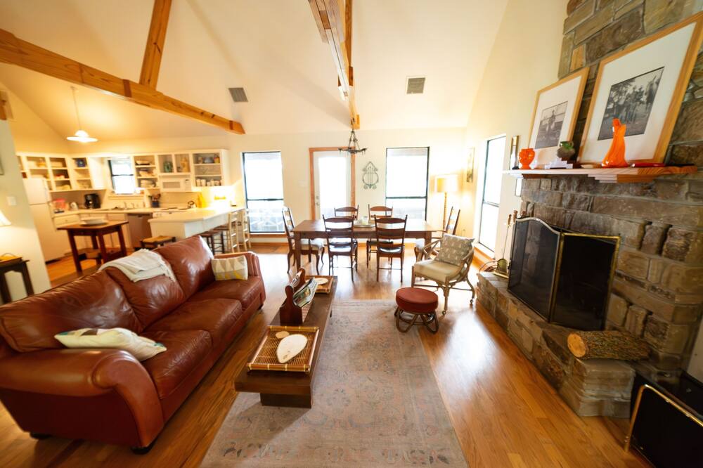 Photo of Livingroom in Morrilton