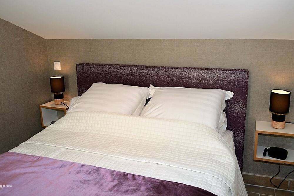 Photo of Bedroom in Saint-Avertin