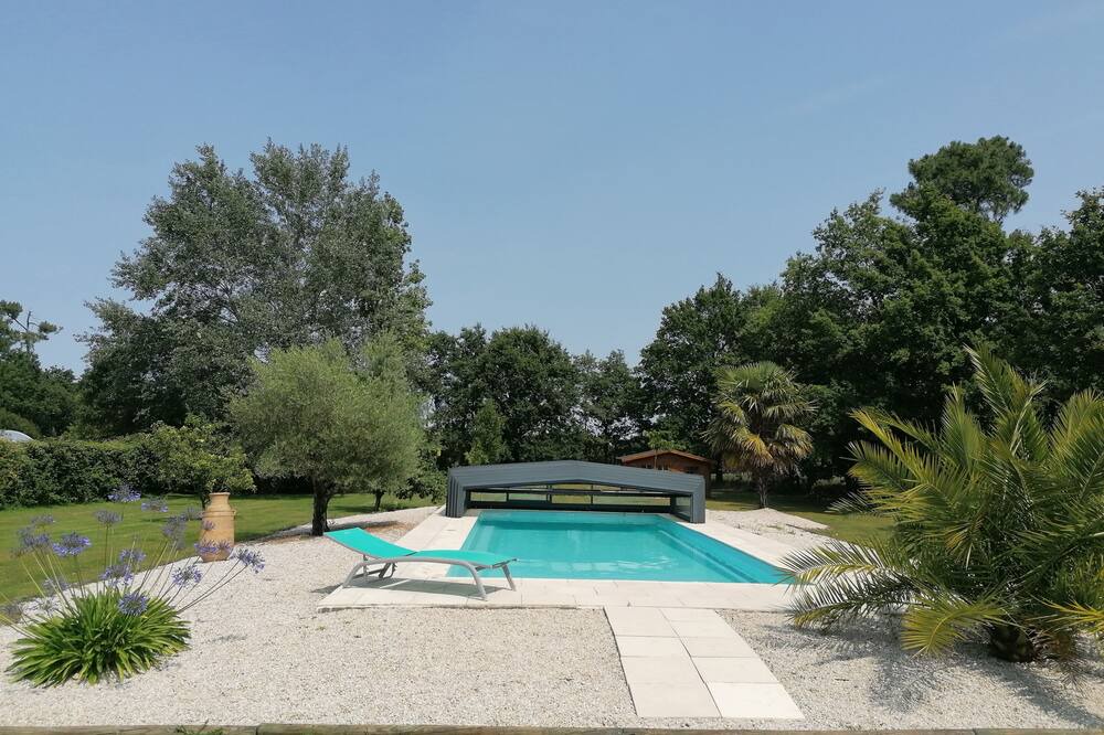 Photo of Outdoor in Chateauneuf