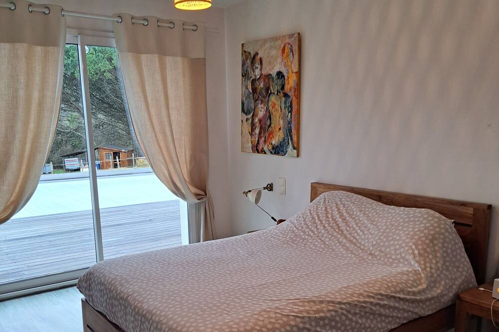 Photo of Bedroom in Nerac