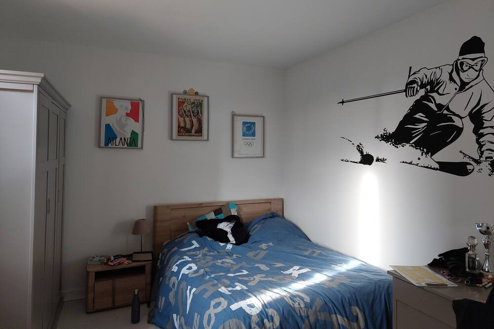 Photo of Bedroom in Montamise