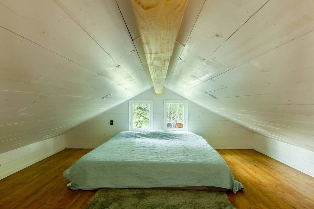 Photo of Bedroom in Dripping Springs